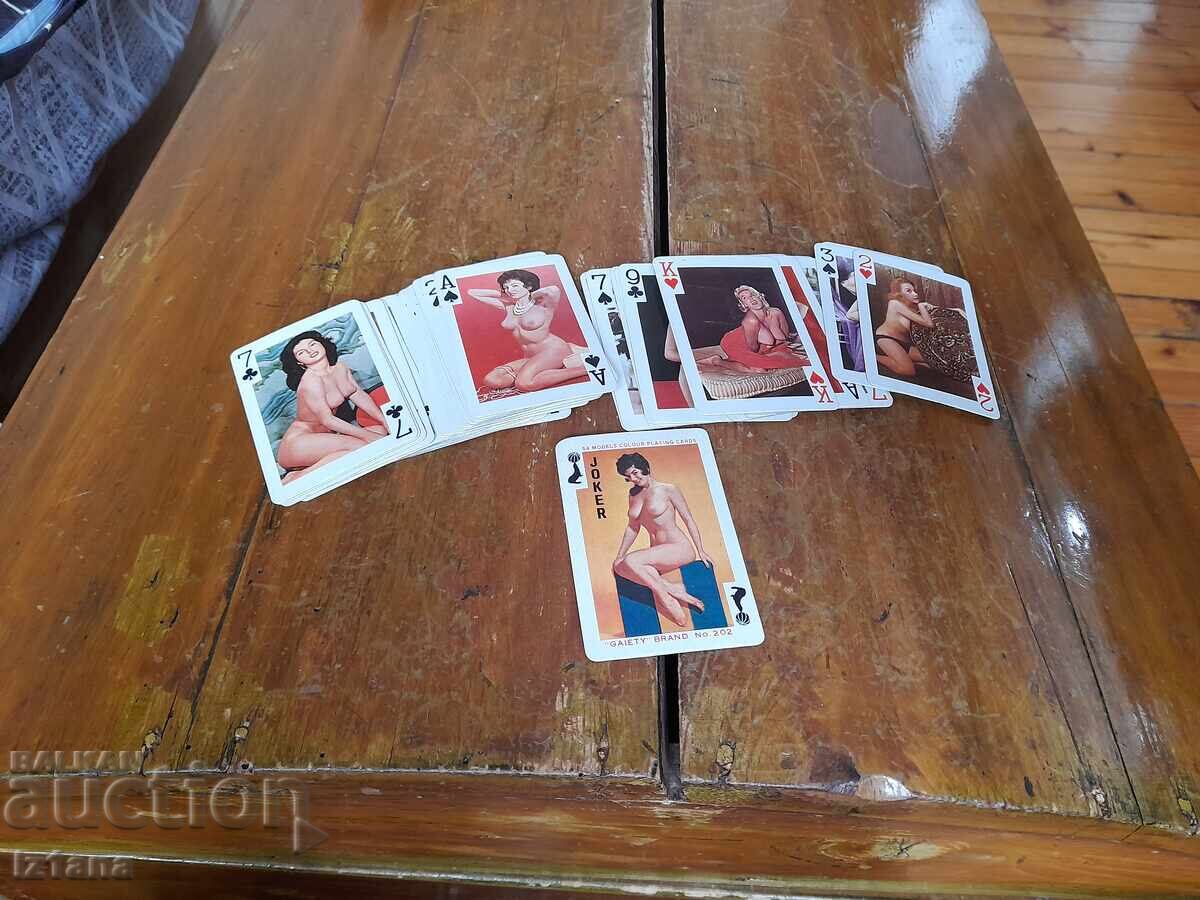 Παλιά ερωτικά τραπουλόχαρτα με τιμή 80.00 BGN | € 40.90