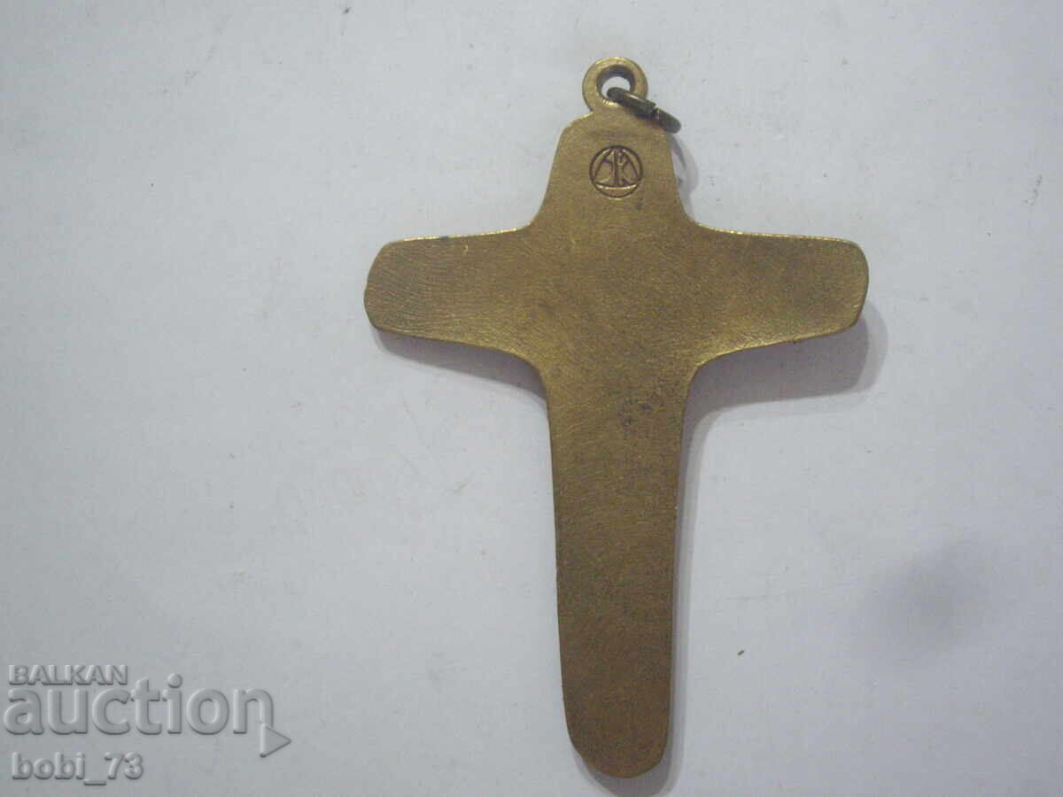 Old bronze cross with price 25.00 BGN | € 12.78 Old bronze cross with price 25.00 BGN | € 12.78