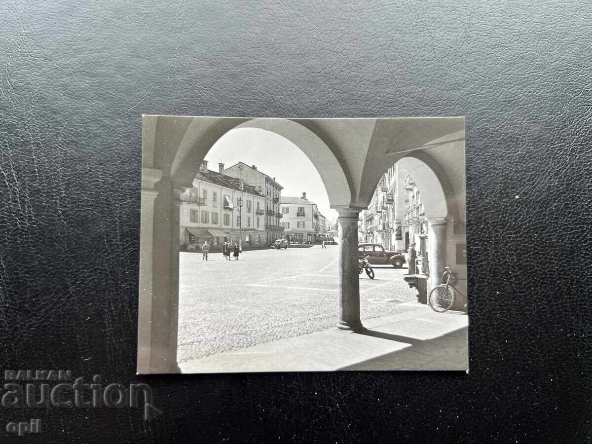 Small Old Postcard - Italy - The Main Square Small Old Postcard - Italy - The Main Square