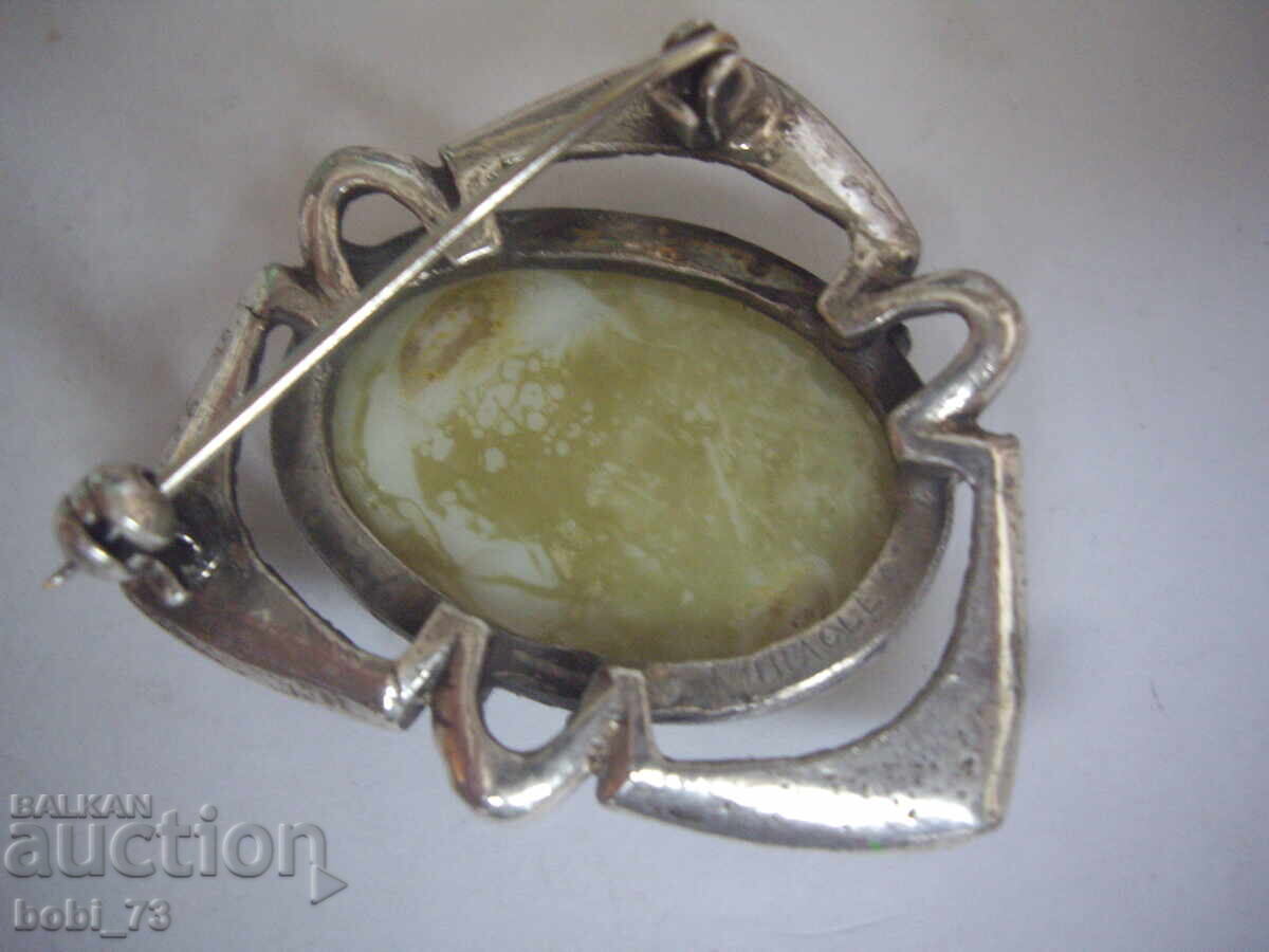 Стара много красива и отлично запазена брошка. с цена 60.00 лв. | € 30.68