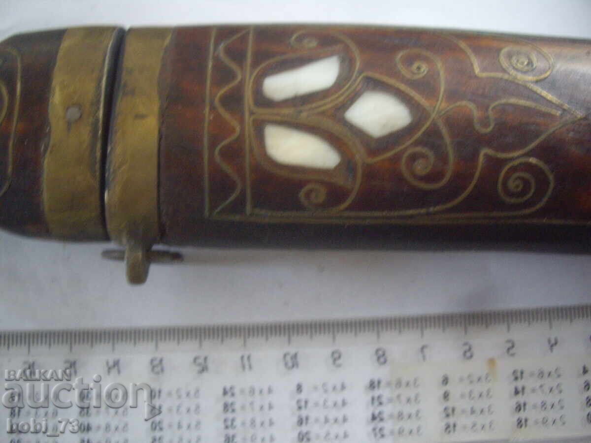 Μεγάλο τουρκικό μαχαίρι αντίκα με τη θήκη του με τιμή 200.00 BGN | € 102.26 Μεγάλο τουρκικό μαχαίρι αντίκα με τη θήκη του με τιμή 200.00 BGN | € 102.26