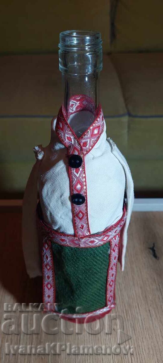 Μπουκάλι ντυμένο με παραδοσιακή φορεσιά για γνώστες - 5