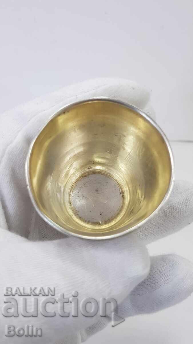 Рядка руска сребърна позлатена чашка за водка 84пр. В.С 1883 с цена 280.00 лв. | € 143.16 Рядка руска сребърна позлатена чашка за водка 84пр. В.С 1883 с цена 280.00 лв. | € 143.16