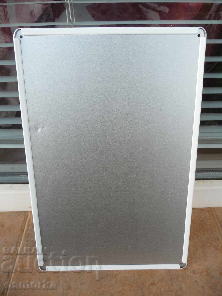 Аукцион Метална табела уиски бърбън Jim Beam Bourbon бял етикет печа