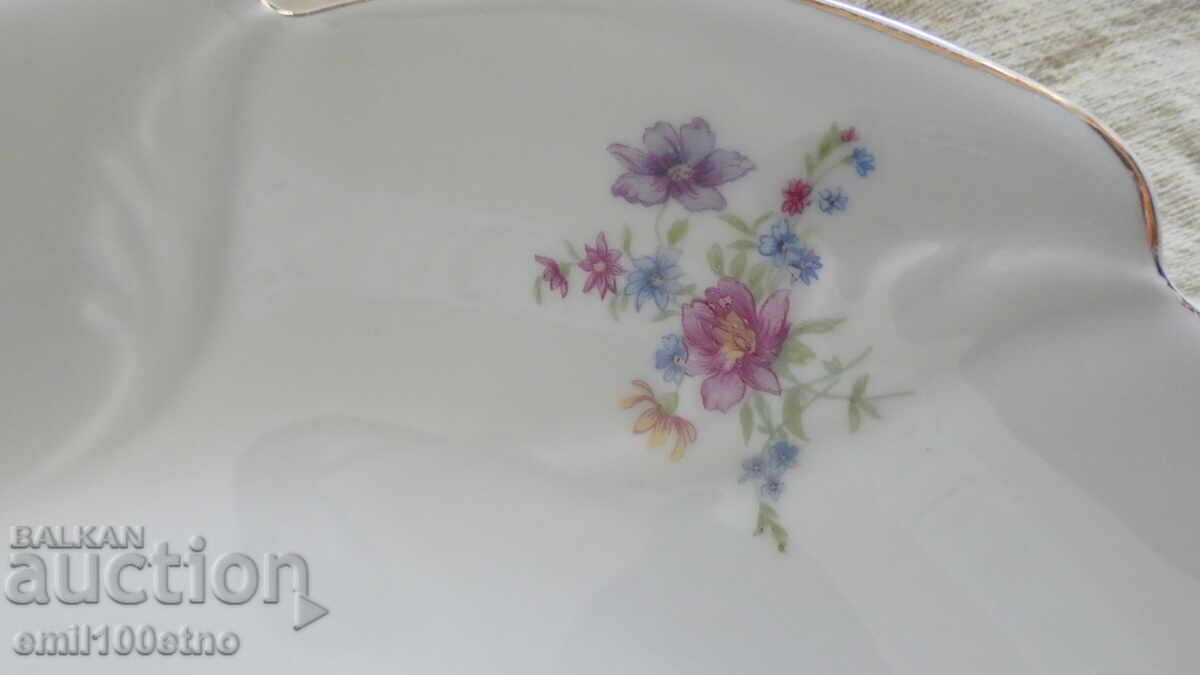 Livrarea Frumusețe de fructieră, porțelan vechi bulgăresc, Kitka, Novi Pazar Livrarea Frumusețe de fructieră, porțelan vechi bulgăresc, Kitka, Novi Pazar