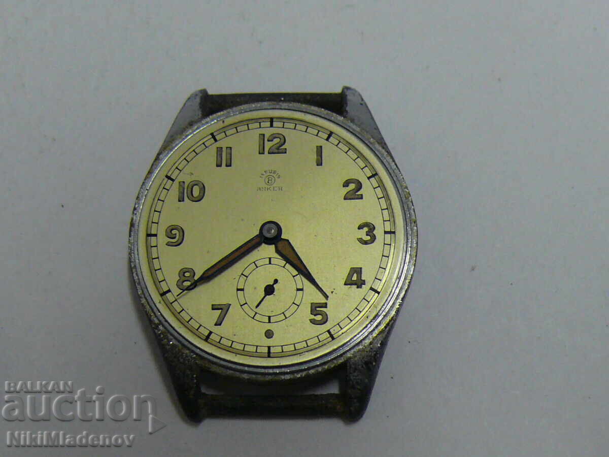 Стар Военен Мъжки механичен ръчен часовник, неработещ с цена € 17.50 | 34.23 лв.