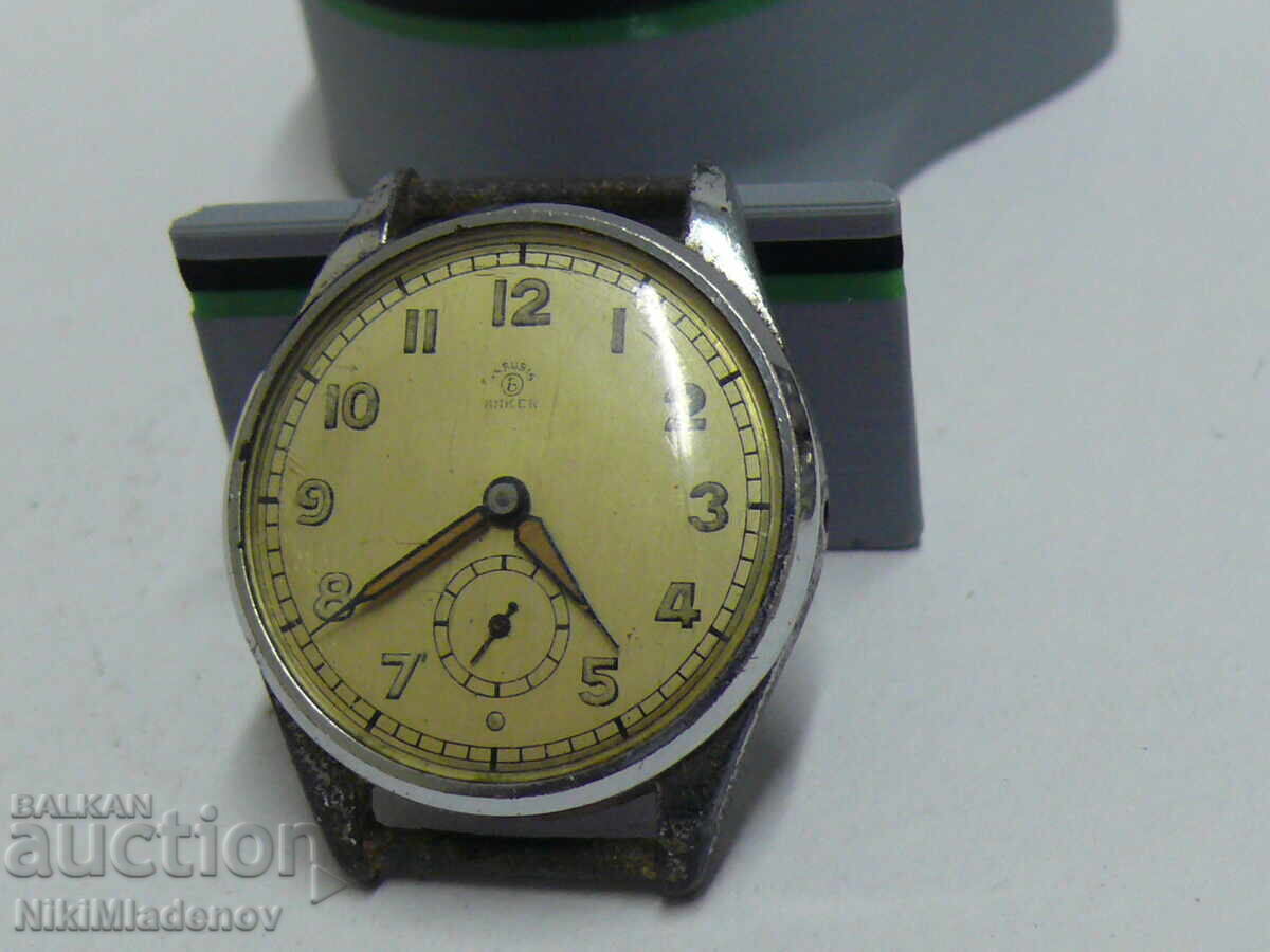 Old Military Men's Mechanical Wristwatch, Non-Working Old Military Men's Mechanical Wristwatch, Non-Working