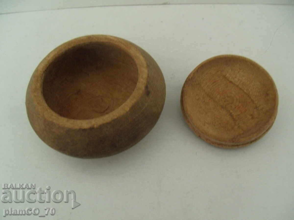 Auction  No. 7988 Old Wooden Salt Cellar