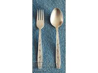 Linguriță și furculiță din melchior argintat, din URSS