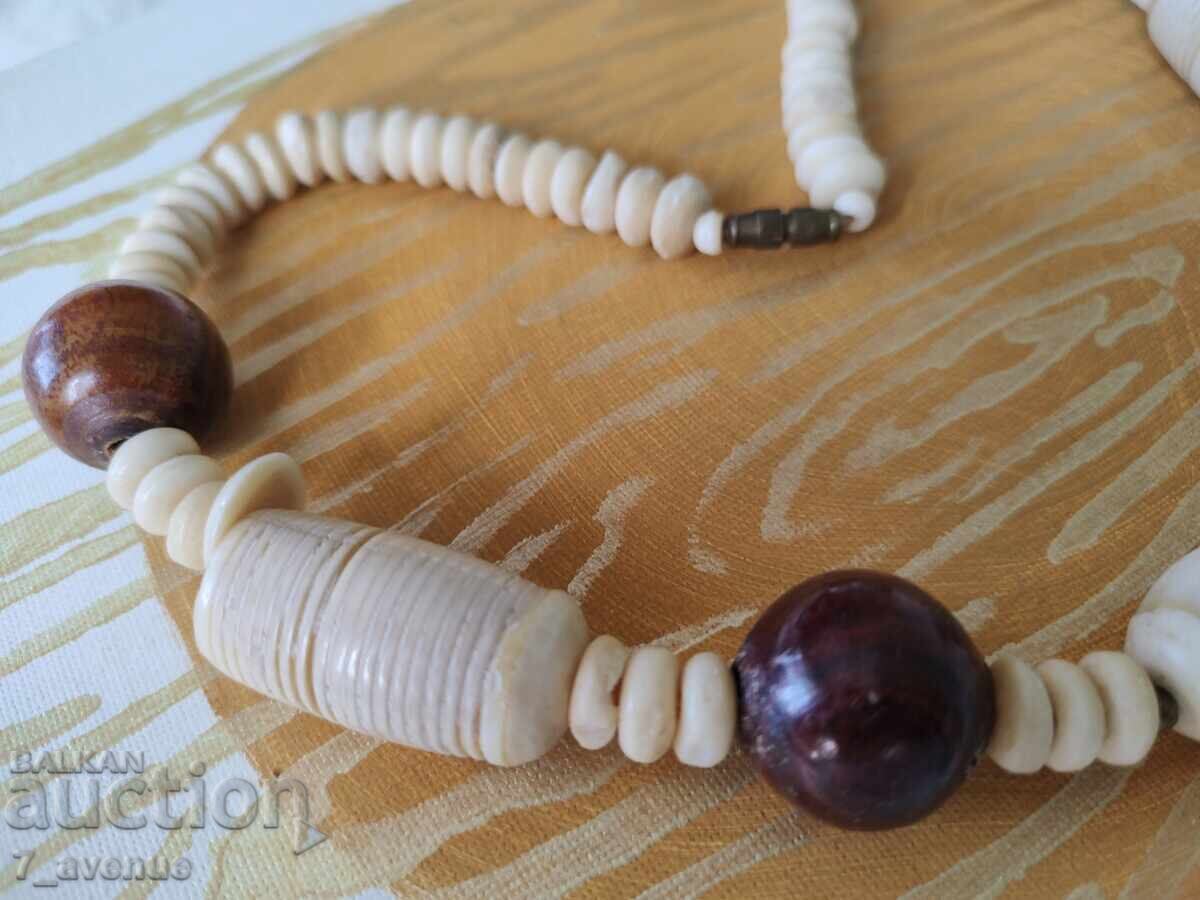 Delivery of Necklace, massive ART, bone and wood, 8.04.2025