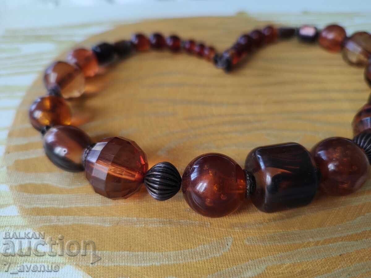 Auction Necklace, some elements are from Catalin, 70s, 04/08/2025 Auction Necklace, some elements are from Catalin, 70s, 04/08/2025