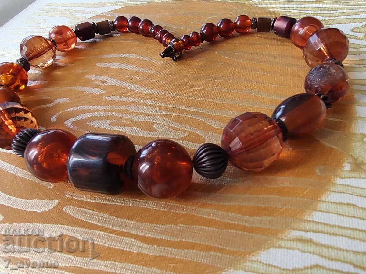 Necklace, some elements are from Catalin, 70s, 04/08/2025 - 5 Necklace, some elements are from Catalin, 70s, 04/08/2025 - 5