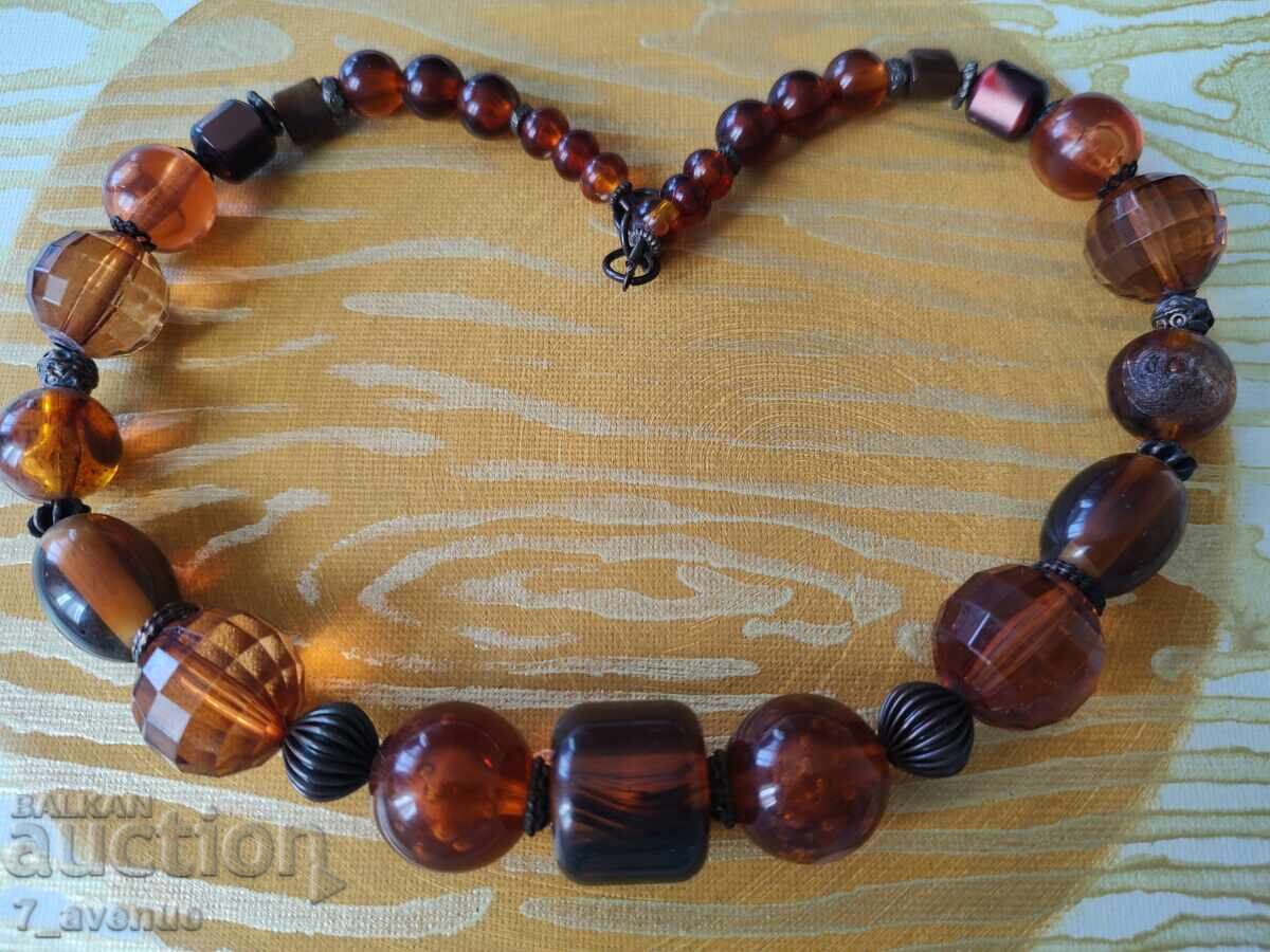 Necklace, some elements are from Catalin, 70s, 04/08/2025 - 7 Necklace, some elements are from Catalin, 70s, 04/08/2025 - 7