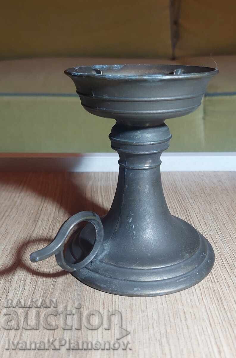 Delivery of Candlestick for connoisseurs