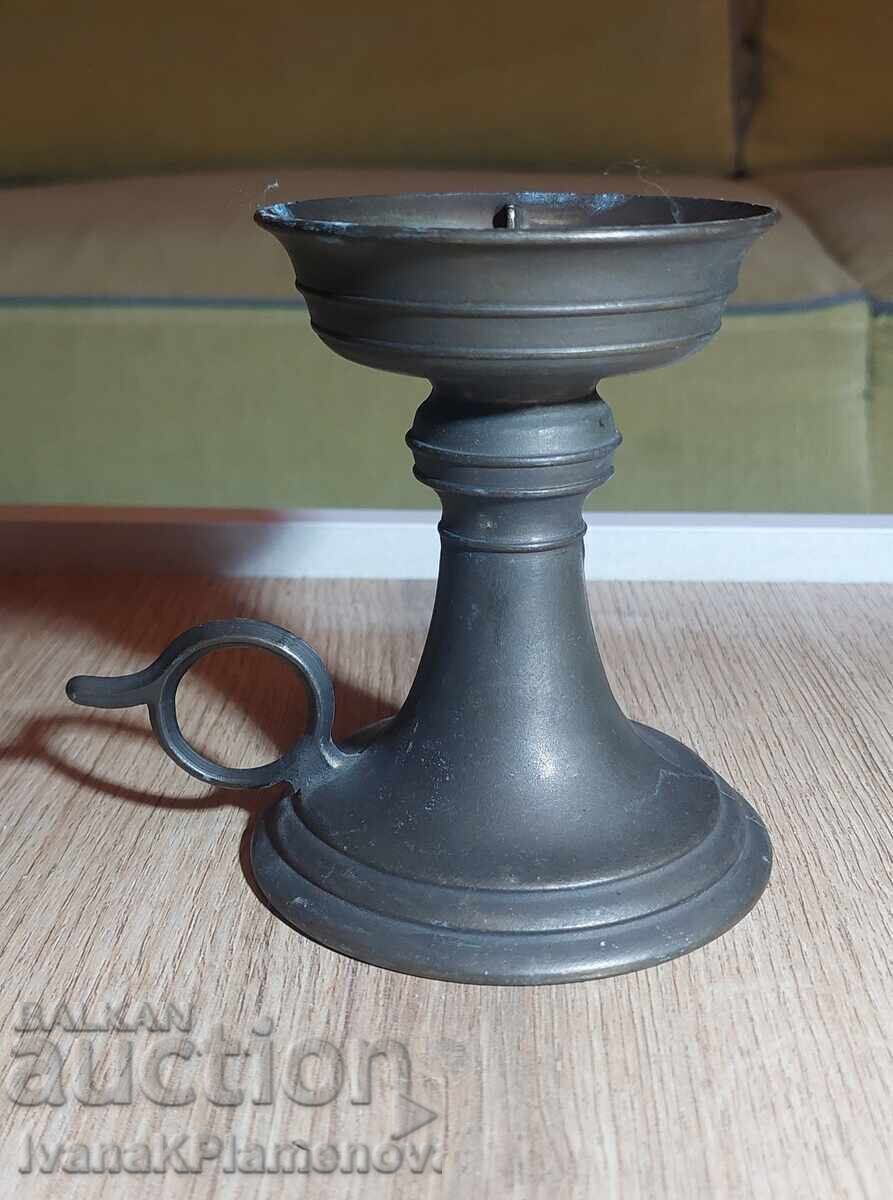 Candlestick for connoisseurs