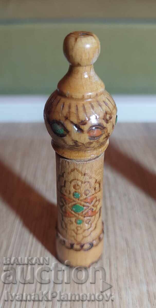 Souvenirs wooden amulets retro 4 pieces for collectors - 6