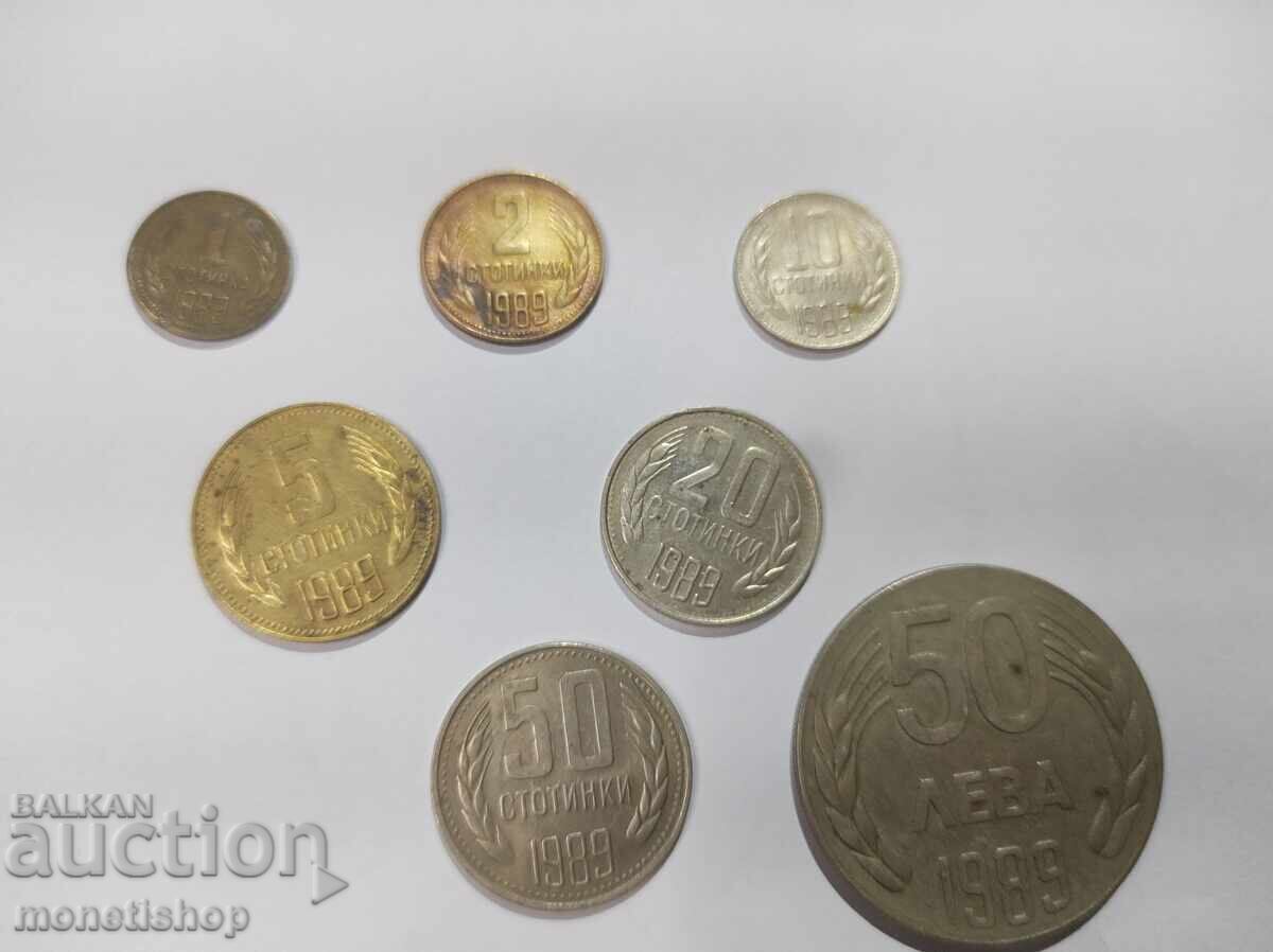 Lot of coins from 1989 Lot of coins from 1989