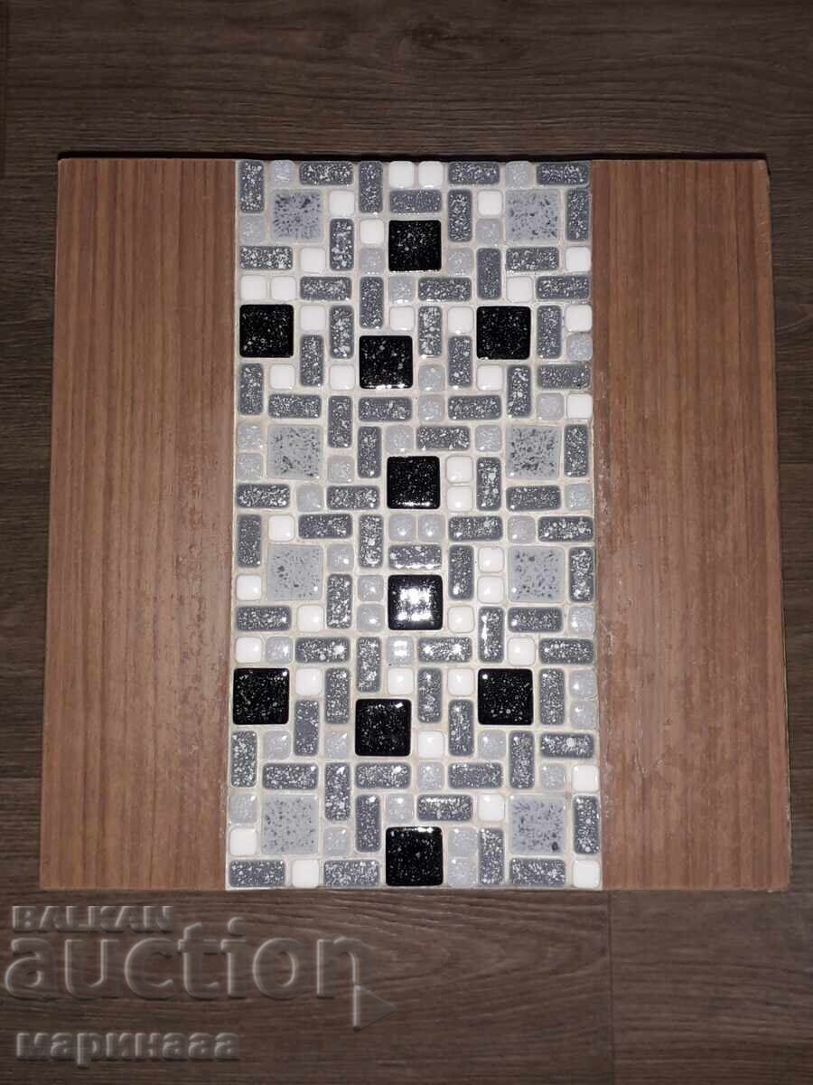 Licitație MASUȚĂ VINTAGE PENTRU GHIVECI. GERMANIA Licitație MASUȚĂ VINTAGE PENTRU GHIVECI. GERMANIA