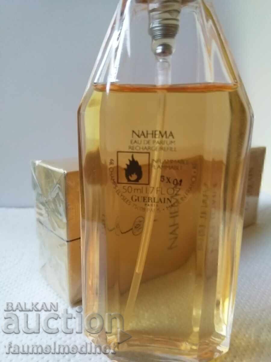 Delivery of French perfume - NAHEMA