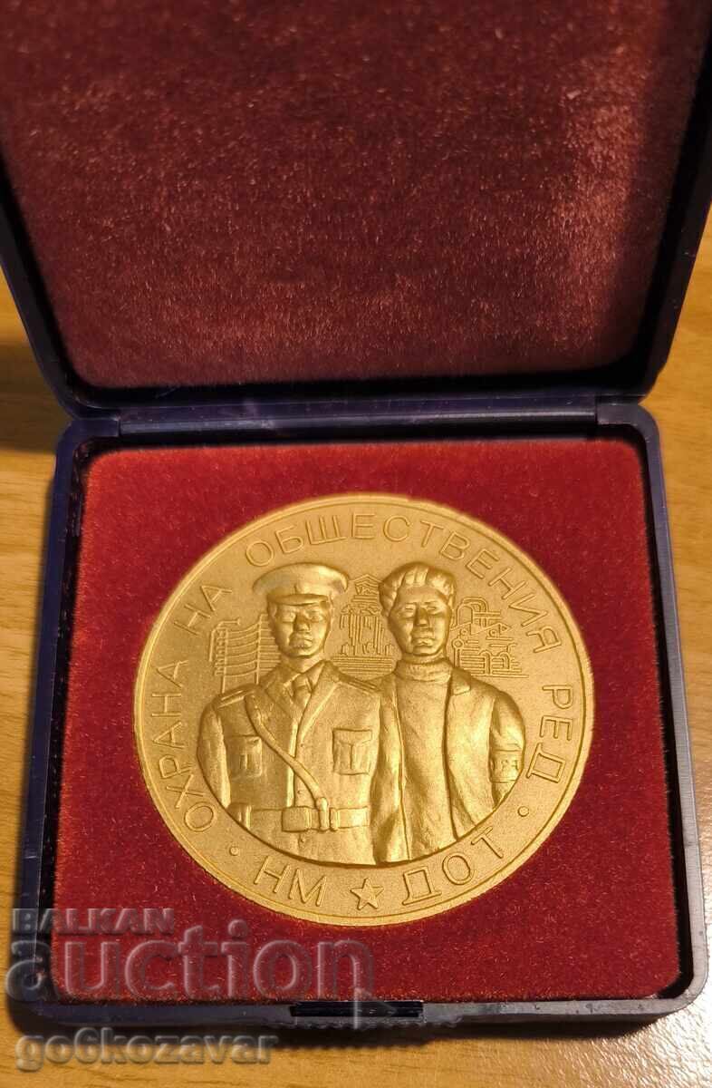 placa de medalie Pentru servicii la DOT Insigna de onoare a Ministerului de Interne cu cutie placa de medalie Pentru servicii la DOT Insigna de onoare a Ministerului de Interne cu cutie