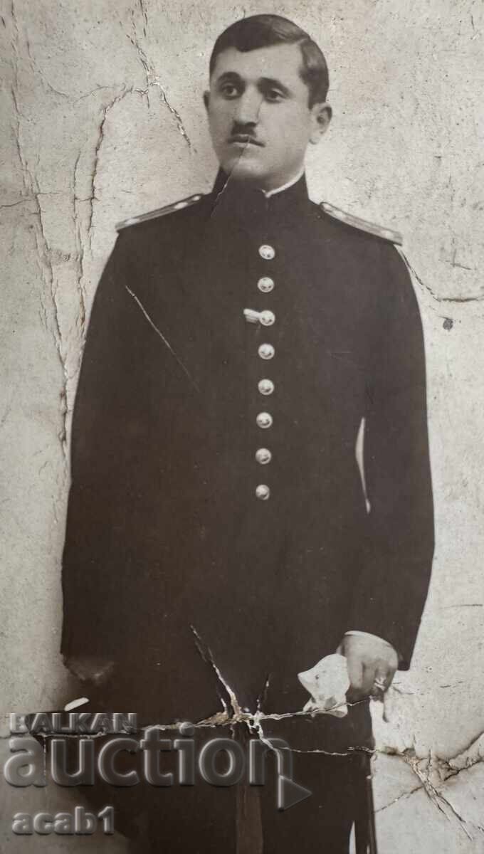 Φωτογραφία αξιωματικού με στολή για ενθύμιο