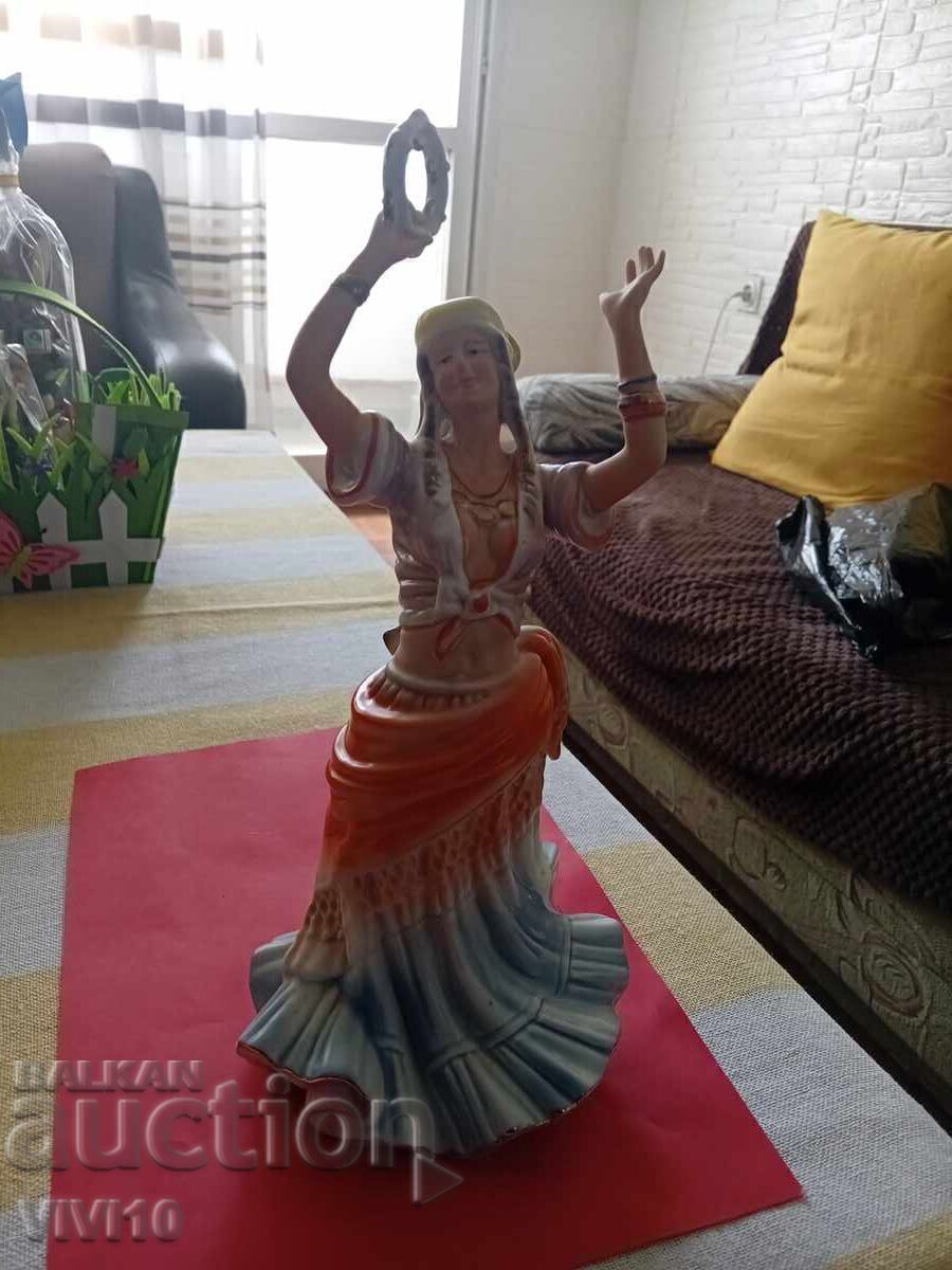 Αρχαίο πορσελάνινο ειδώλιο, με σήμανση