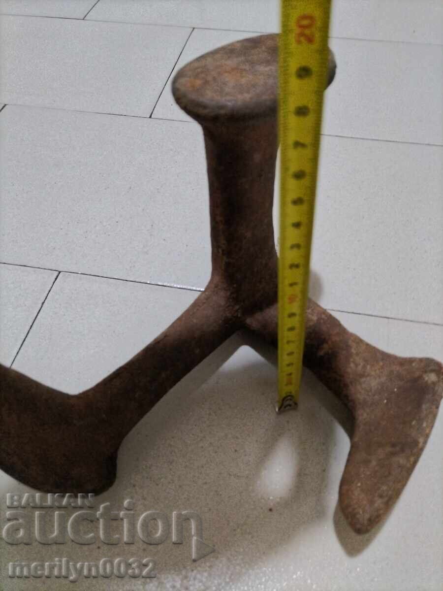 Παράδοση Παλιό σιδερένιο αμόνι τσαγκάρη, σφυρήλατο