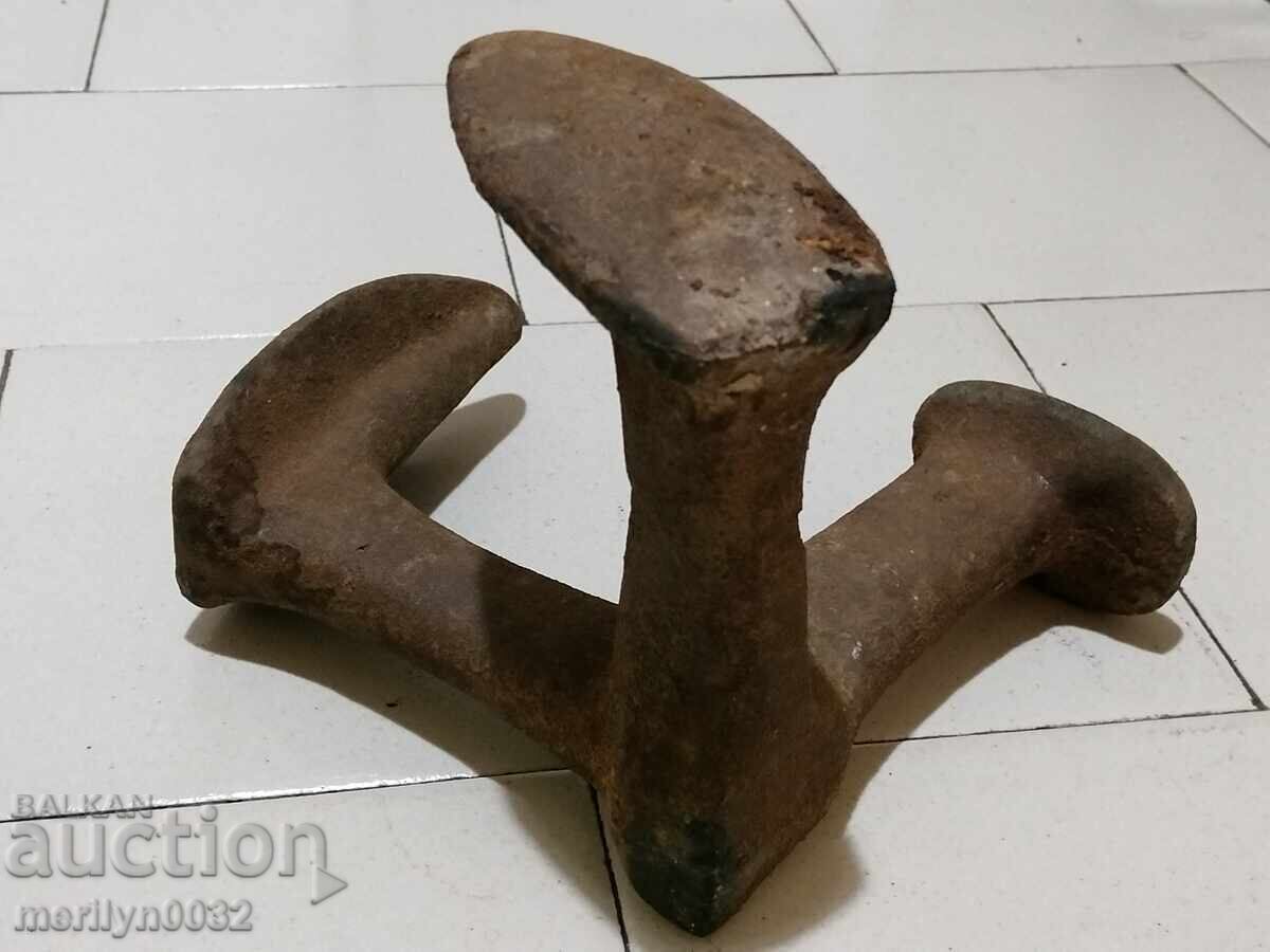 Παλιό σιδερένιο αμόνι τσαγκάρη, σφυρήλατο - 6