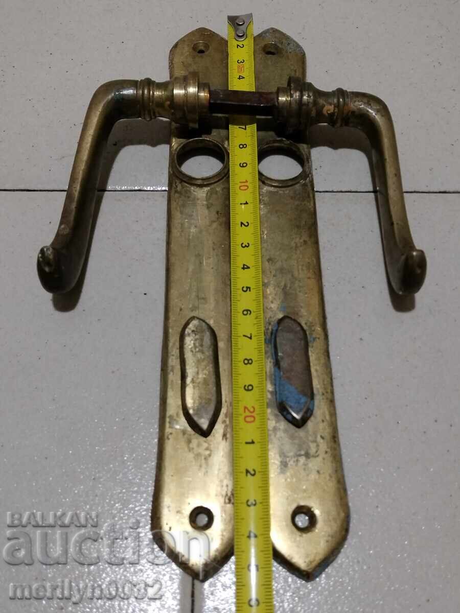 Παλιά κλειδαριά, μπρούτζινα εξαρτήματα, Βασίλειο της Βουλγαρίας με τιμή 65.00 BGN | € 33.23 Παλιά κλειδαριά, μπρούτζινα εξαρτήματα, Βασίλειο της Βουλγαρίας με τιμή 65.00 BGN | € 33.23