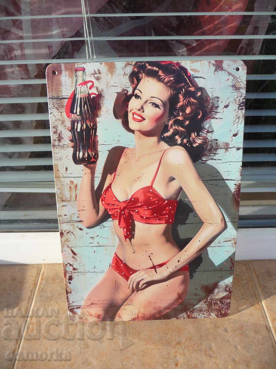 Μεταλλική πινακίδα Coca Cola κορίτσι με κόκκινο μαγιό κοκκινομάλλα