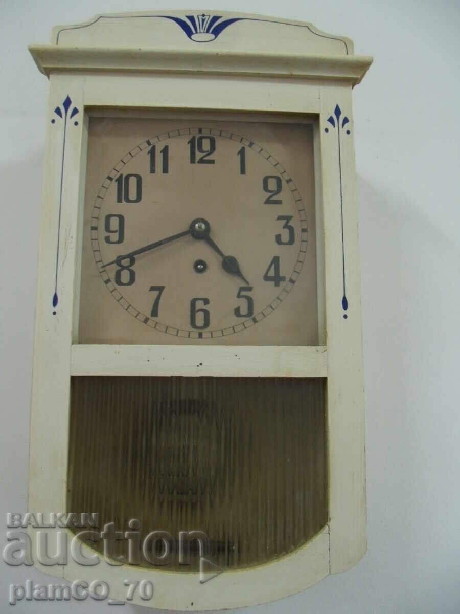 №*7992 παλιό ρολόι τοίχου