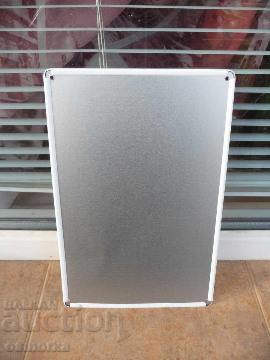 Δημοπρασία Μεταλλική πινακίδα ταινίας Ράμπο Πρώτο Αίμα δράση Σταλόνε πόλεμος όπλα