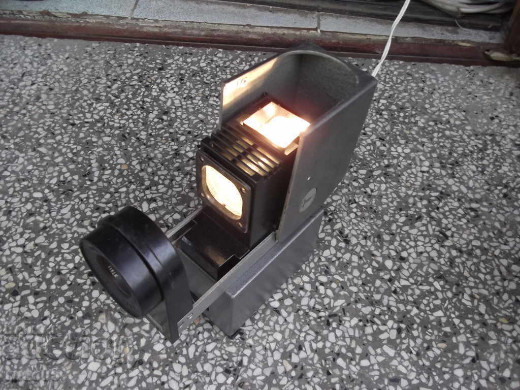 Диапрожекционен апарат "Свет ДМ-4Т" съветски работещ - 7