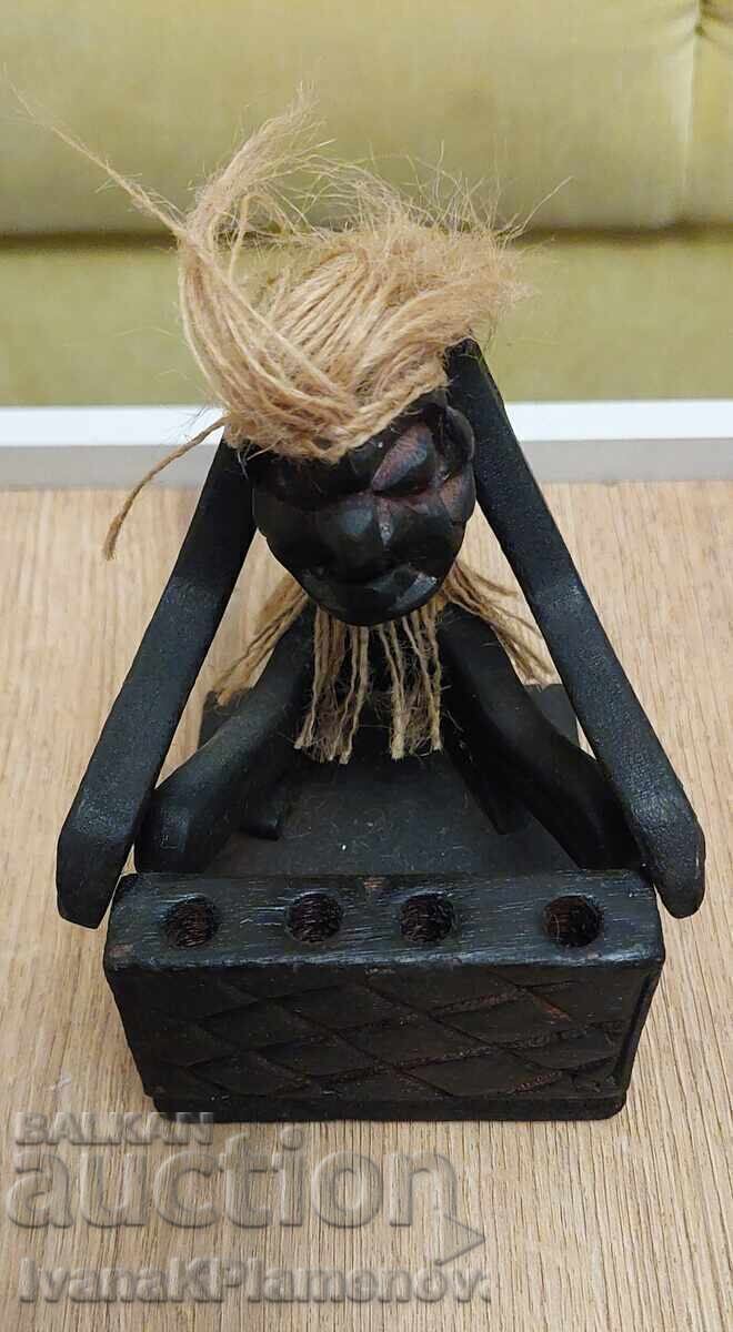 Delivery of Woodcarving for connoisseurs