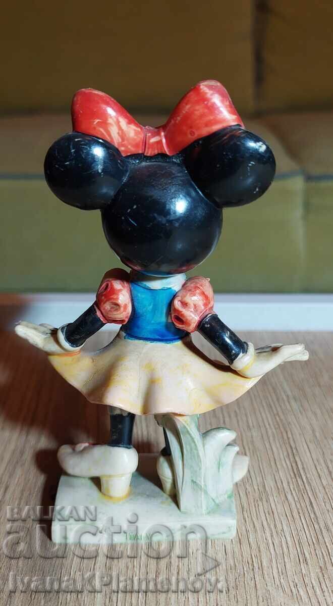 Delivery of Collectors figure