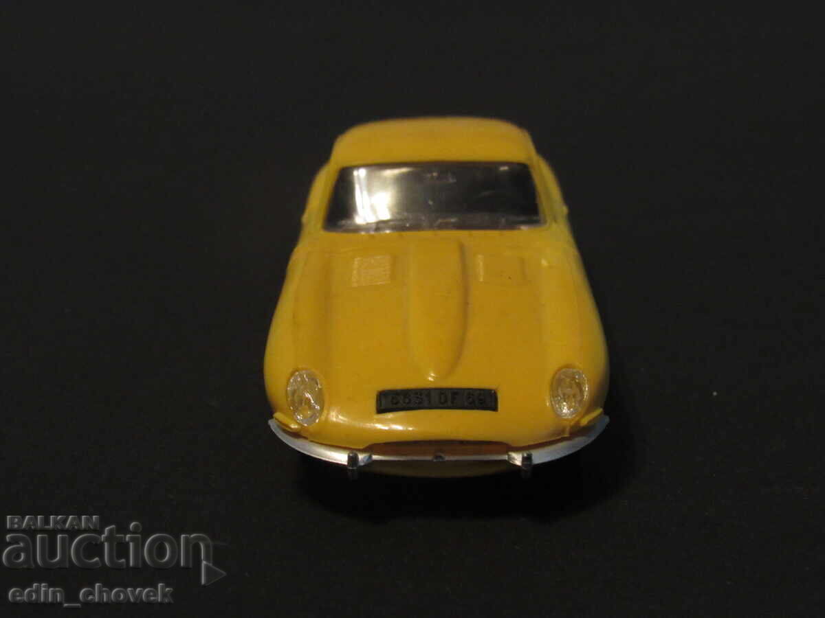 Παράδοση 1/43 KDN/Norev Τσεχοσλοβακία Jaguar Ε-Type № 156 σοσιαλ