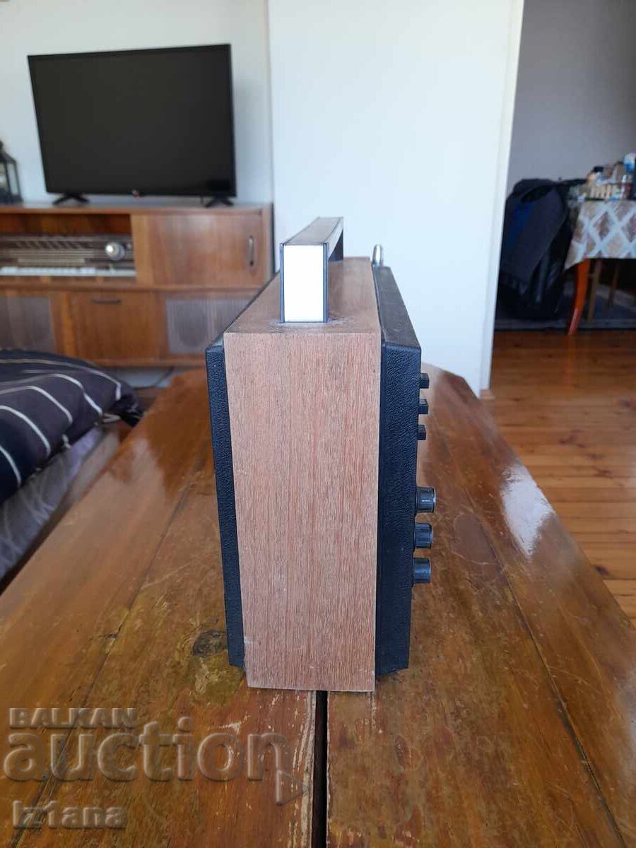 Радио,Радиоприемник Селена,Selena B216 с цена 55.00 лв. | € 28.12 Радио,Радиоприемник Селена,Selena B216 с цена 55.00 лв. | € 28.12