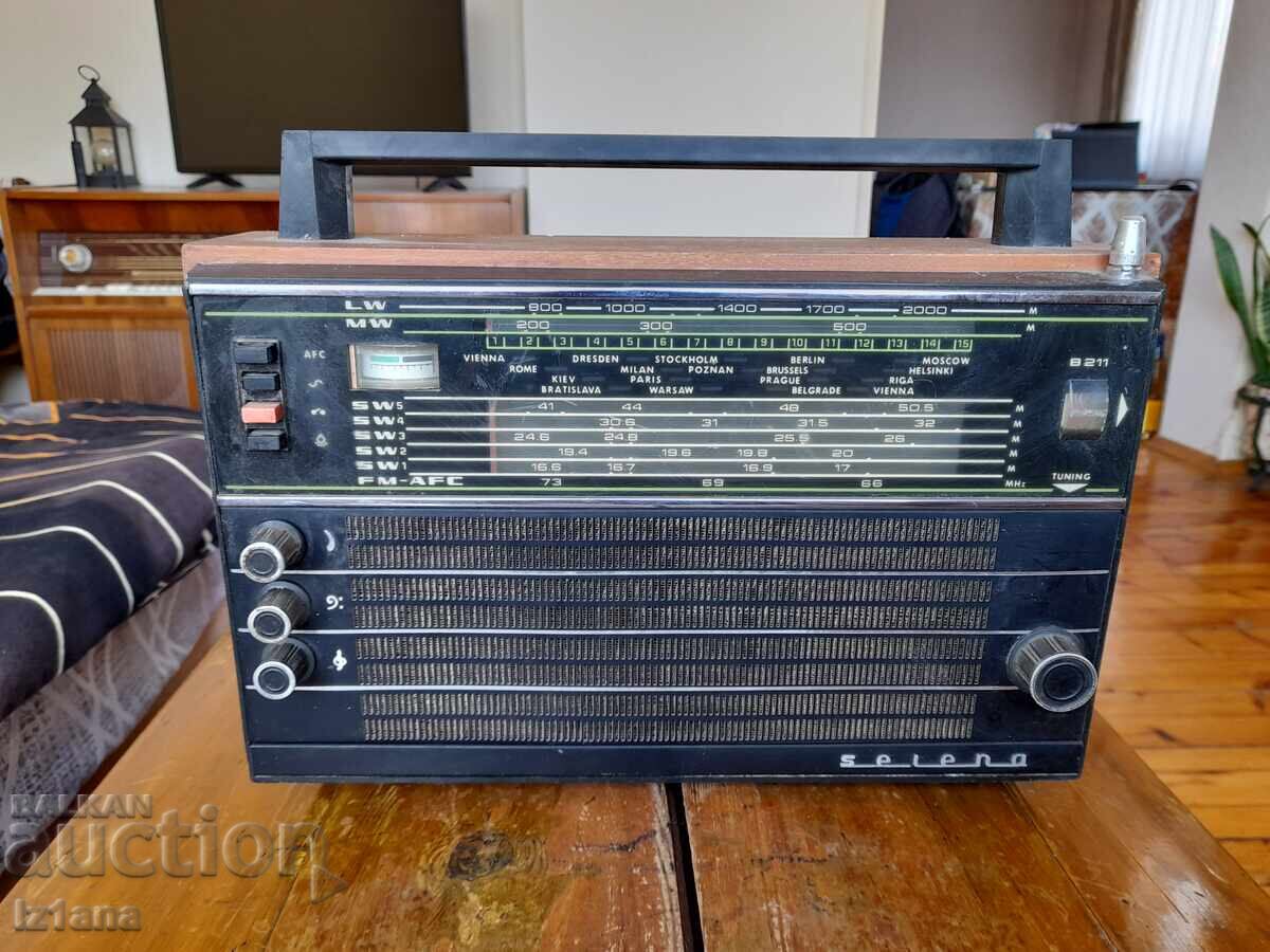Радио,Радиоприемник Селена,Selena B211