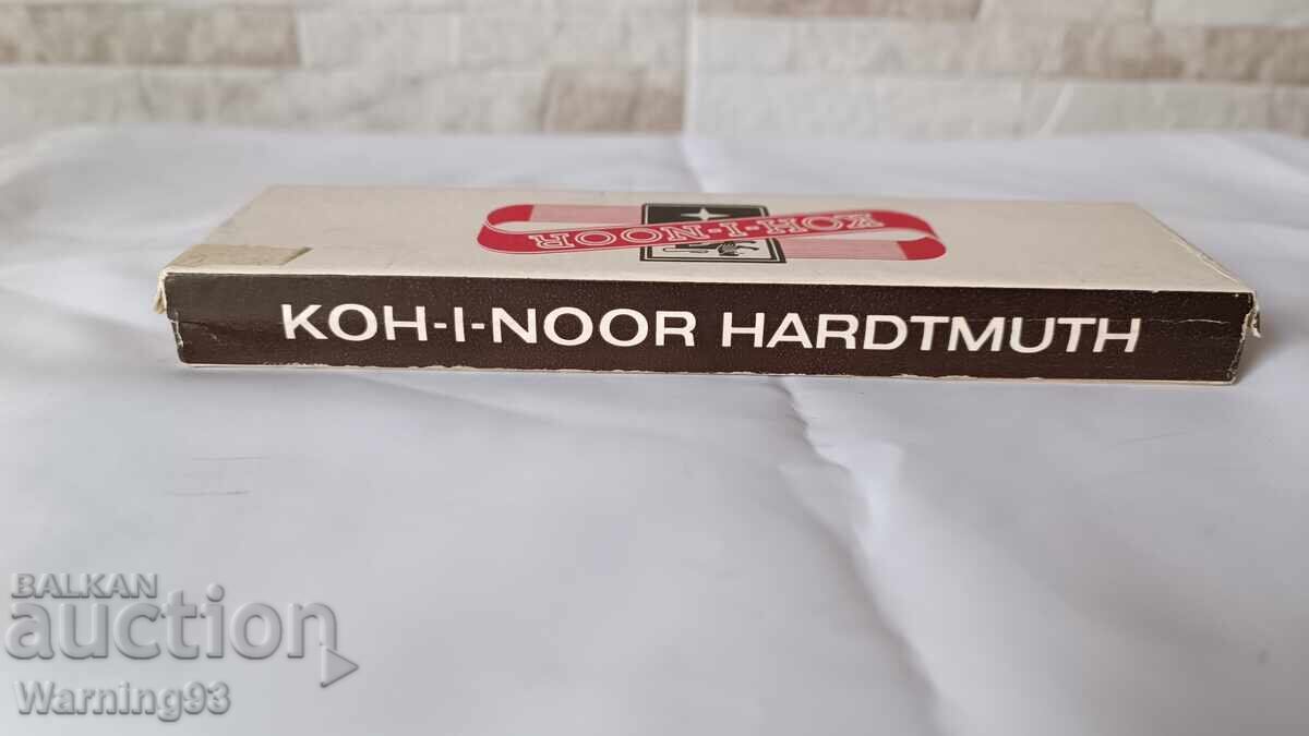 Доставка на Кутия с моливи - 12 бр. - KOH-I-NOOR -Made in Czechoslovakia Доставка на Кутия с моливи - 12 бр. - KOH-I-NOOR -Made in Czechoslovakia