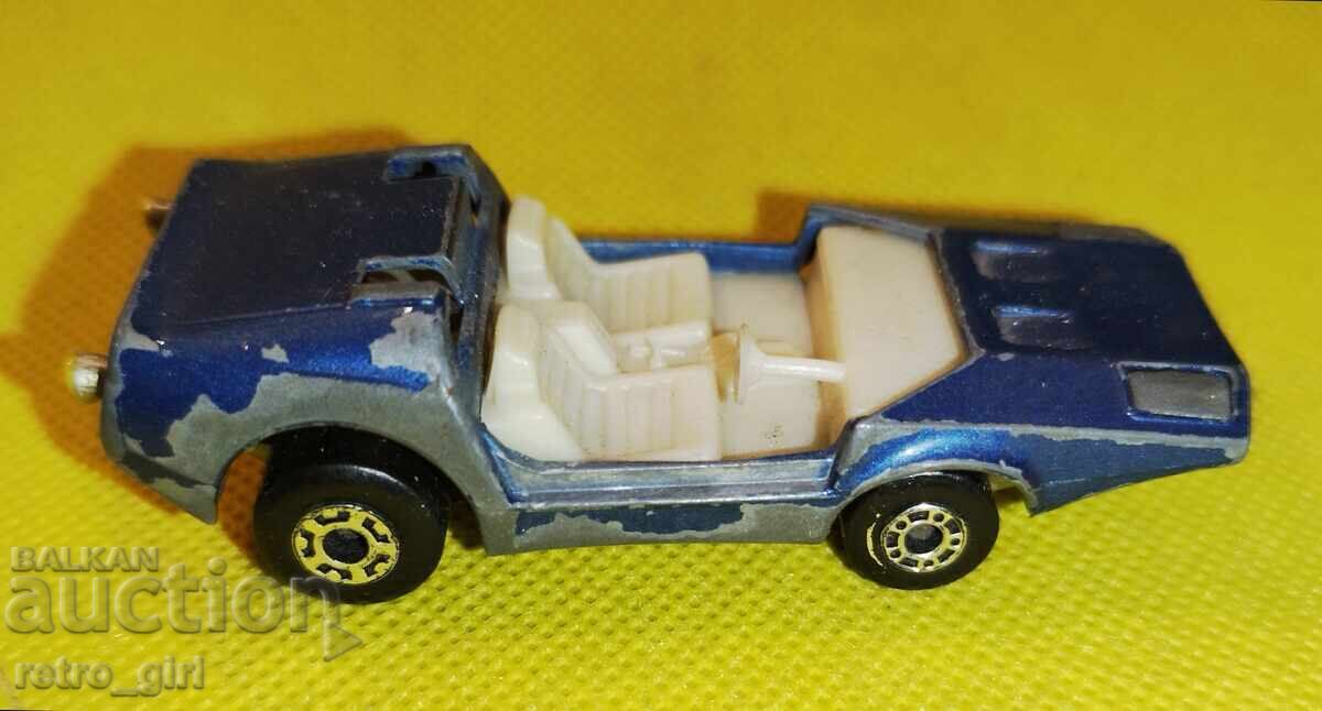 Доставка на 4 броя колички,със забележки,Български " Matchbox".