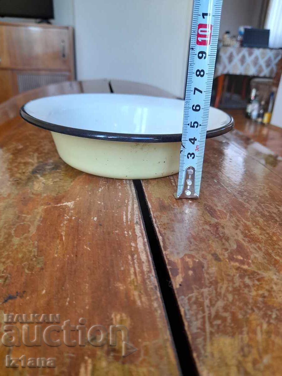 Old enamel bowl with price 10.00 BGN | € 5.11 Old enamel bowl with price 10.00 BGN | € 5.11