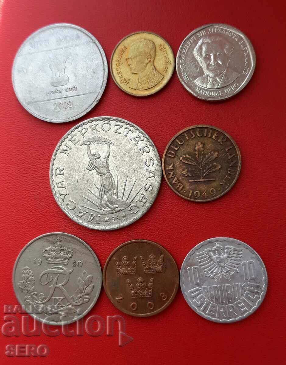 Mixed lot of 8 coins with price 1.00 BGN | € 0.51 Mixed lot of 8 coins with price 1.00 BGN | € 0.51