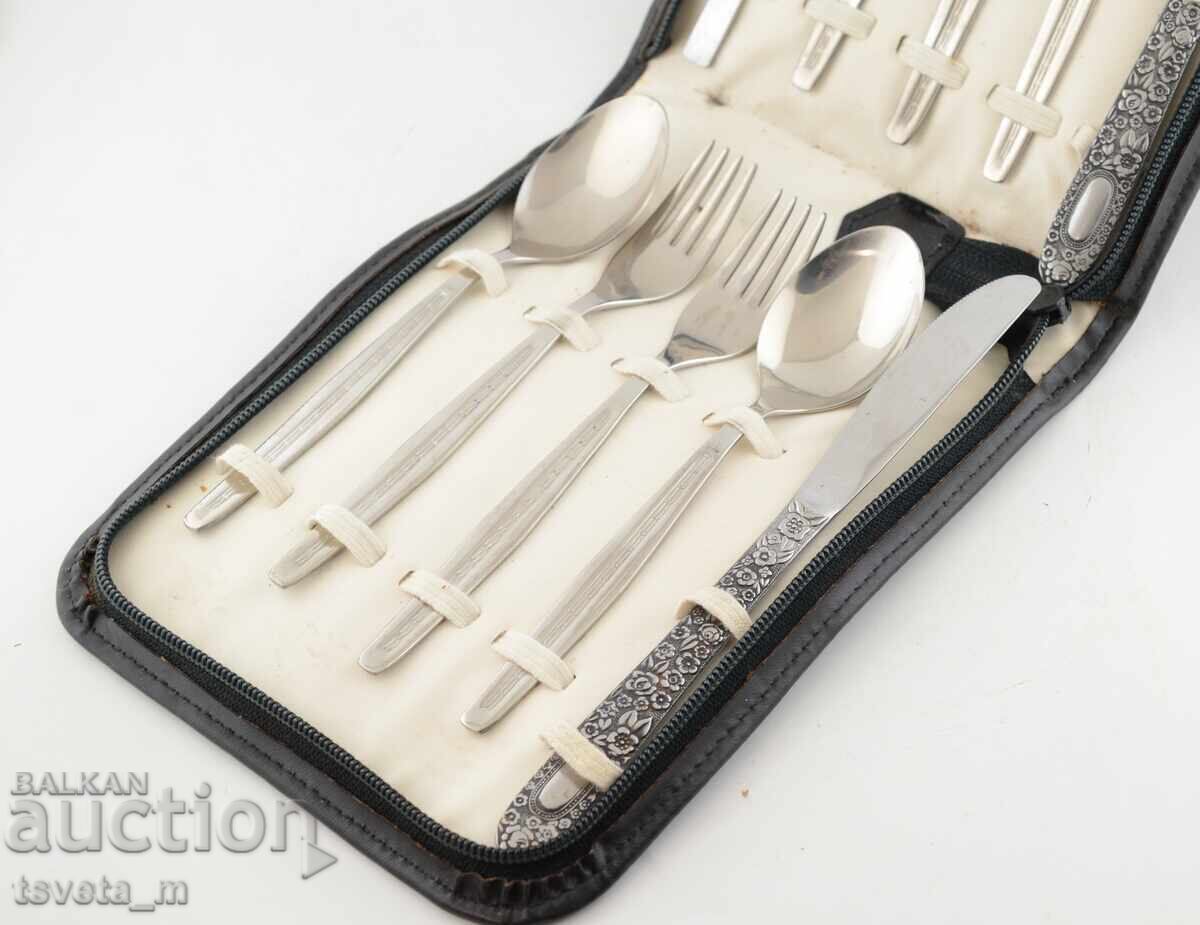 Τουριστικό σετ μαχαιροπήρουνων 1300 γρ Βουλγαρία σοσιαλισμός με τιμή 20.00 BGN | € 10.23