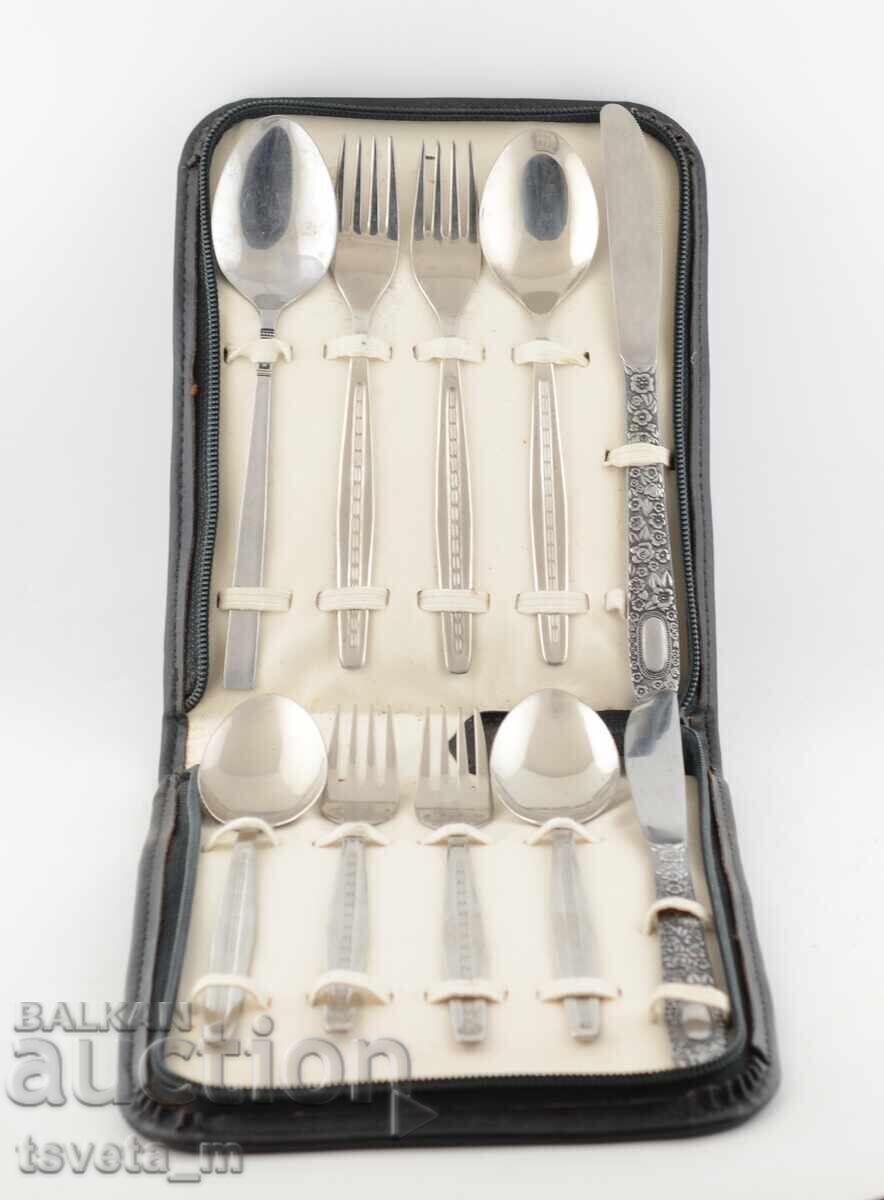 Τουριστικό σετ μαχαιροπήρουνων 1300 γρ Βουλγαρία σοσιαλισμός