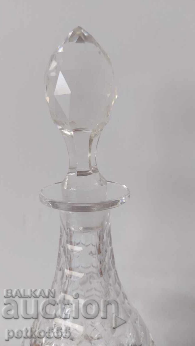 КРИСТАЛНА ГАРАФА ШИШЕ БУТИЛКА с цена € 46.02 | 90.01 лв. КРИСТАЛНА ГАРАФА ШИШЕ БУТИЛКА с цена € 46.02 | 90.01 лв.