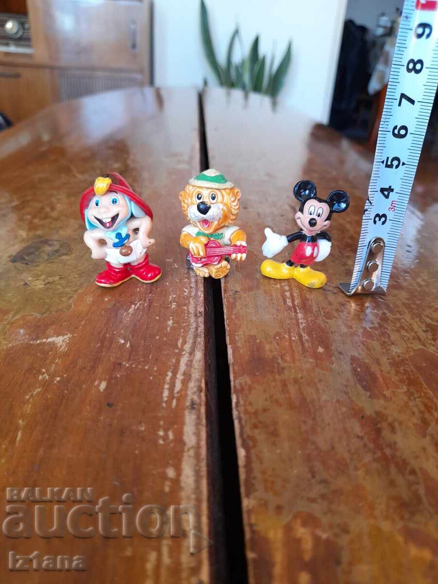 Auction  Old toys, figurines