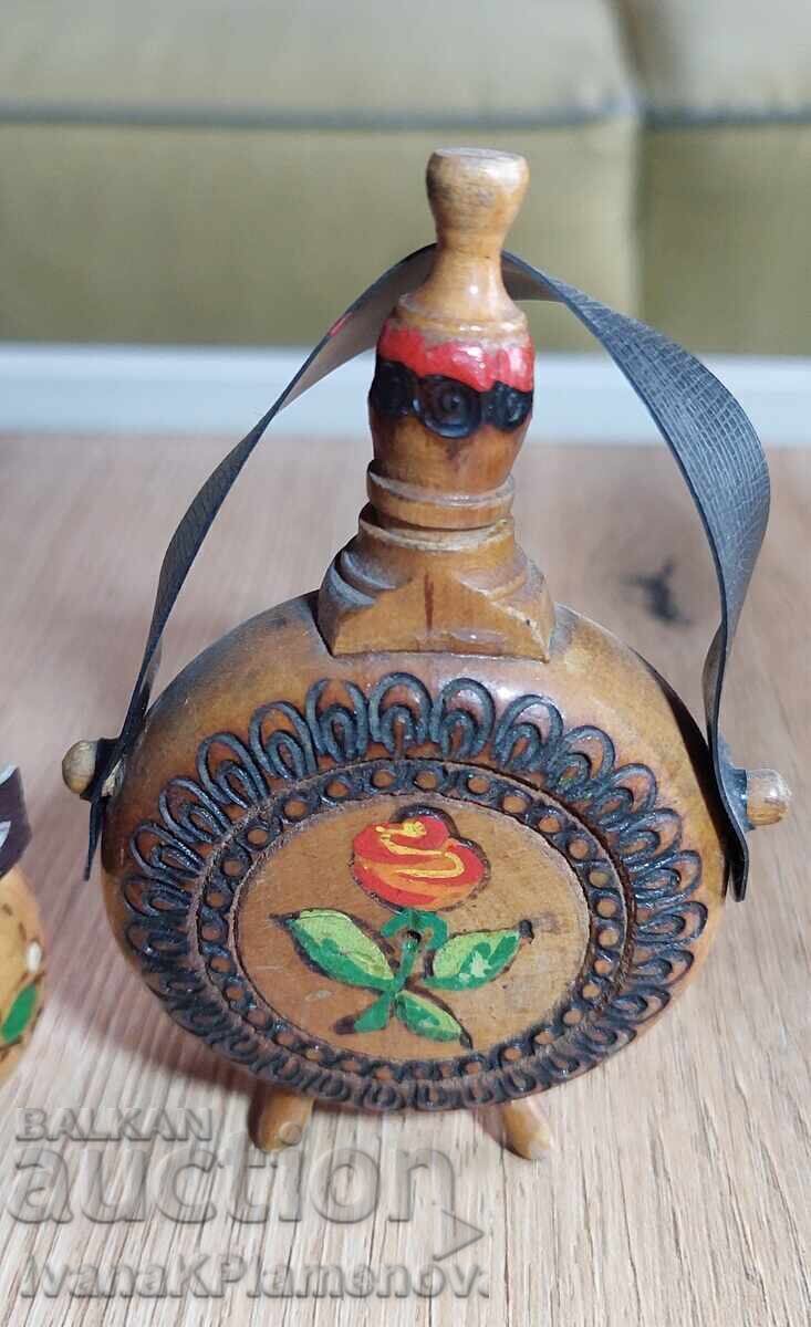 Сувенири дървени мускали ретро за ценители с цена € 8.00 | 15.65 лв.