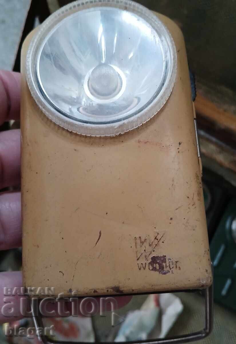 Lanterna Wagner-Franța