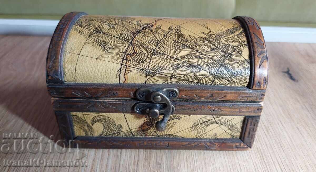 Ξύλινο κουτί για συλλέκτες με τιμή € 8.00 | 15.65 BGN