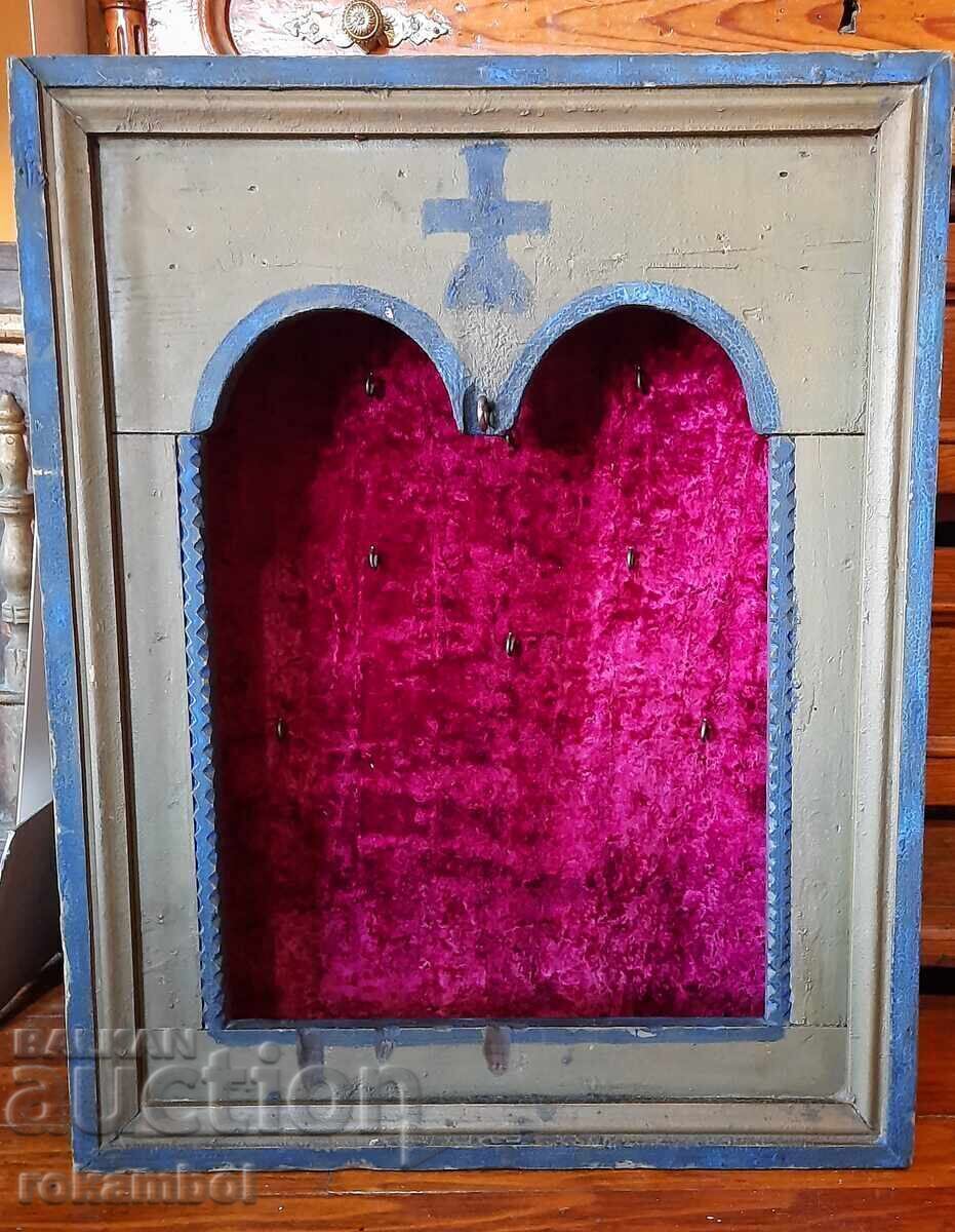 Auction  Authentic wooden iconostasis 1880
